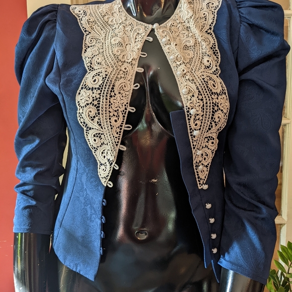 Vintage Neo-Victorian top - Picture 5 of 13